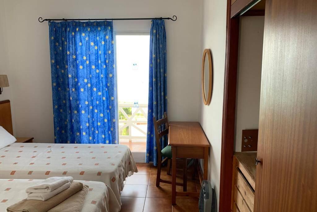 Apartamento En Playa Santo Tomas 1-5 Es Migjorn Gran Exterior photo